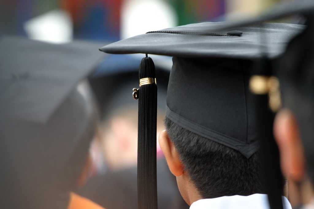 graduation mortar board college education